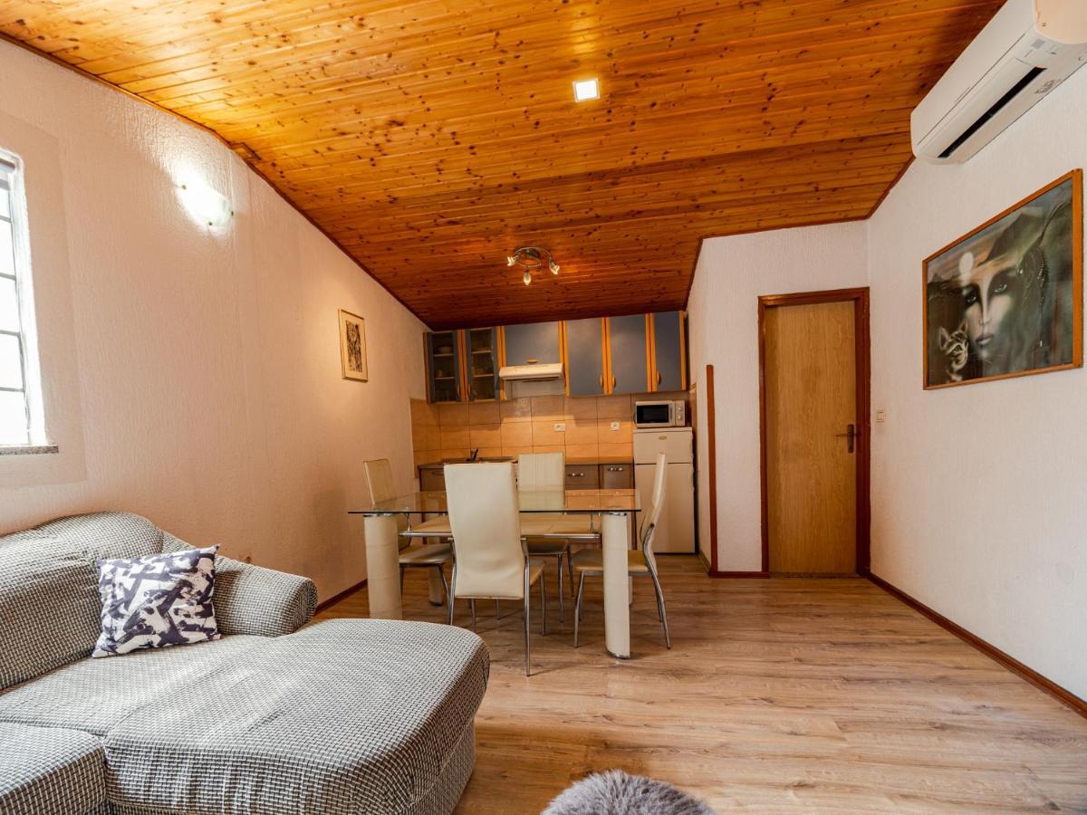 Apartmani Arijana Медулин Экстерьер фото