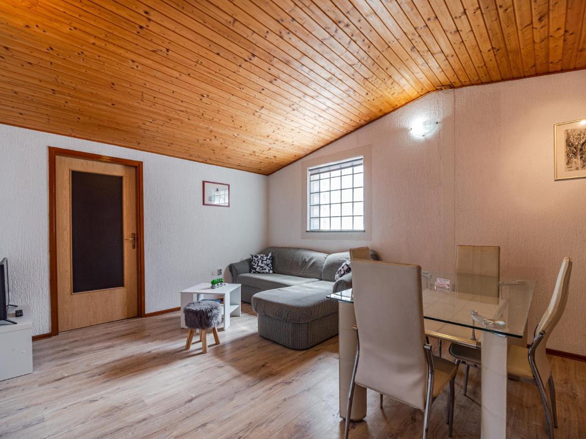 Apartmani Arijana Медулин Экстерьер фото